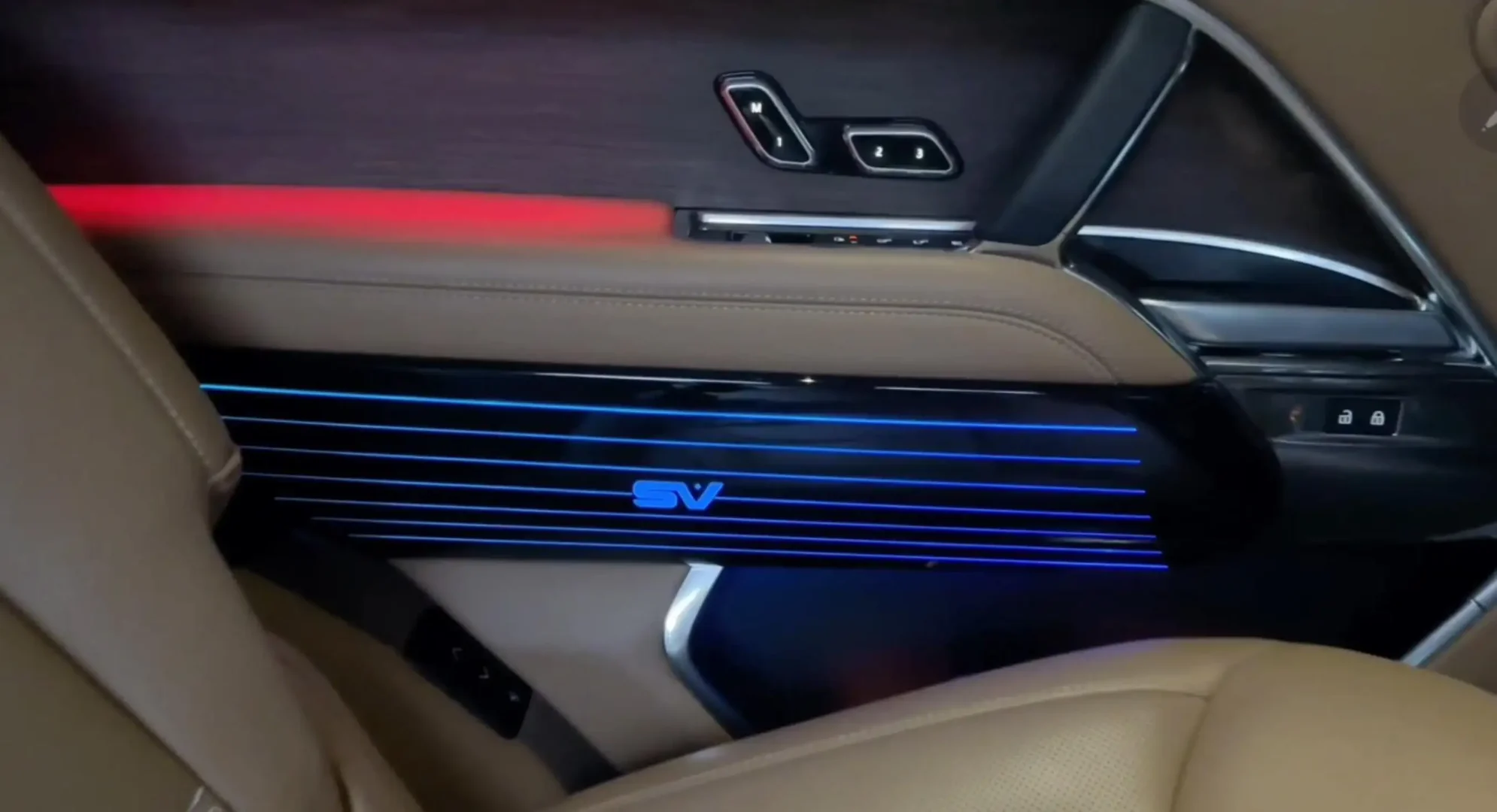 (PRENOTA) Ambient Light per Land Rover Range Rover Sport (2023-2025), 256 Colori, APP - Image 3