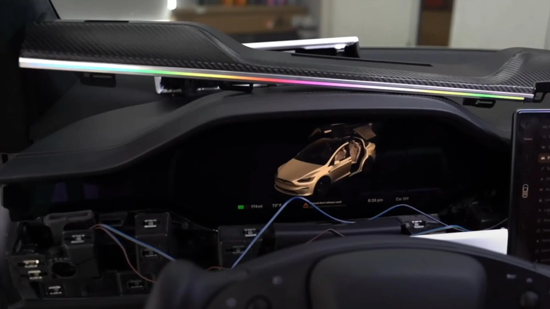 (PRENOTA) Ambient Light per Tesla Model X (2022+), 256 Colori, APP - Image 4