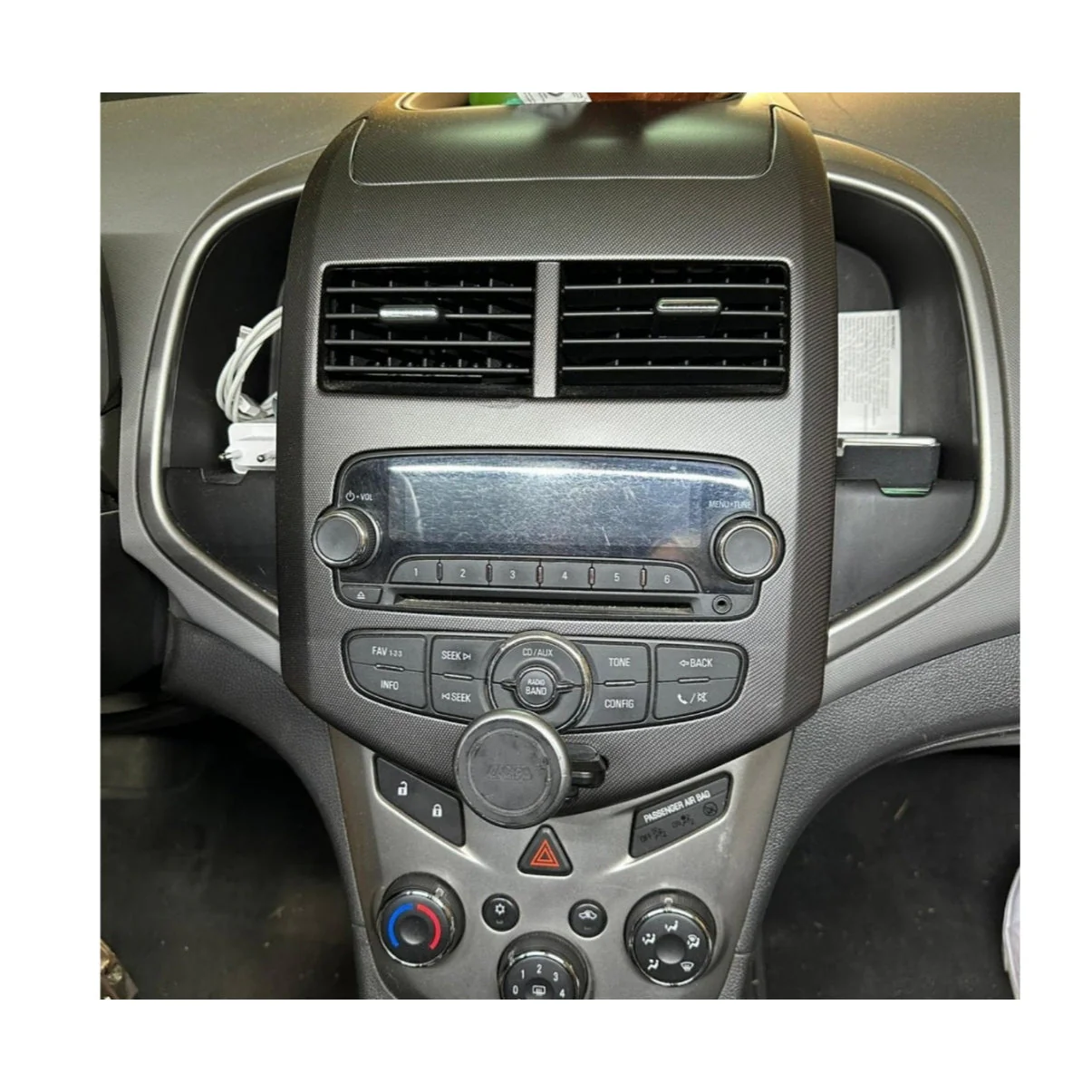 Autoradio per Chrevolet Aveo 11.8" 2K | 2011-2020 | Android | Bluetooth | CarPlay | Android Auto | 4/64GB Ram - Image 3