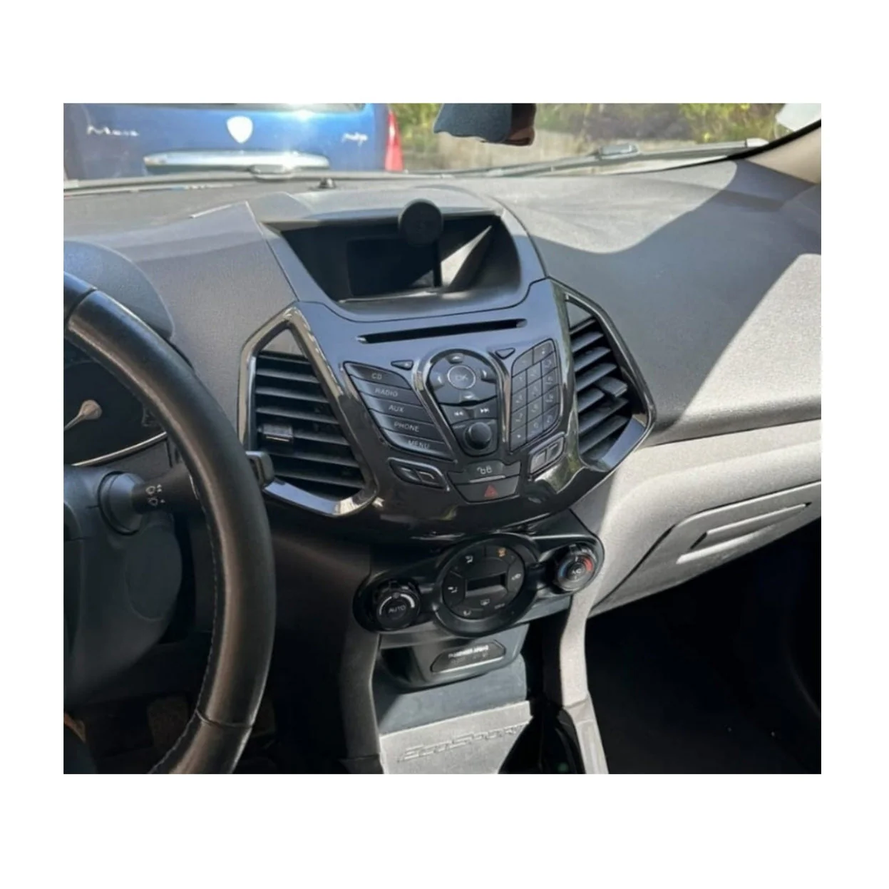 (PRENOTA) Autoradio per Ford EcoSport 9.7" (2013-2017) Android, Bluetooth, CarPlay, Android Auto, Modello Tesla, 4GB/8GB Ram - Image 2