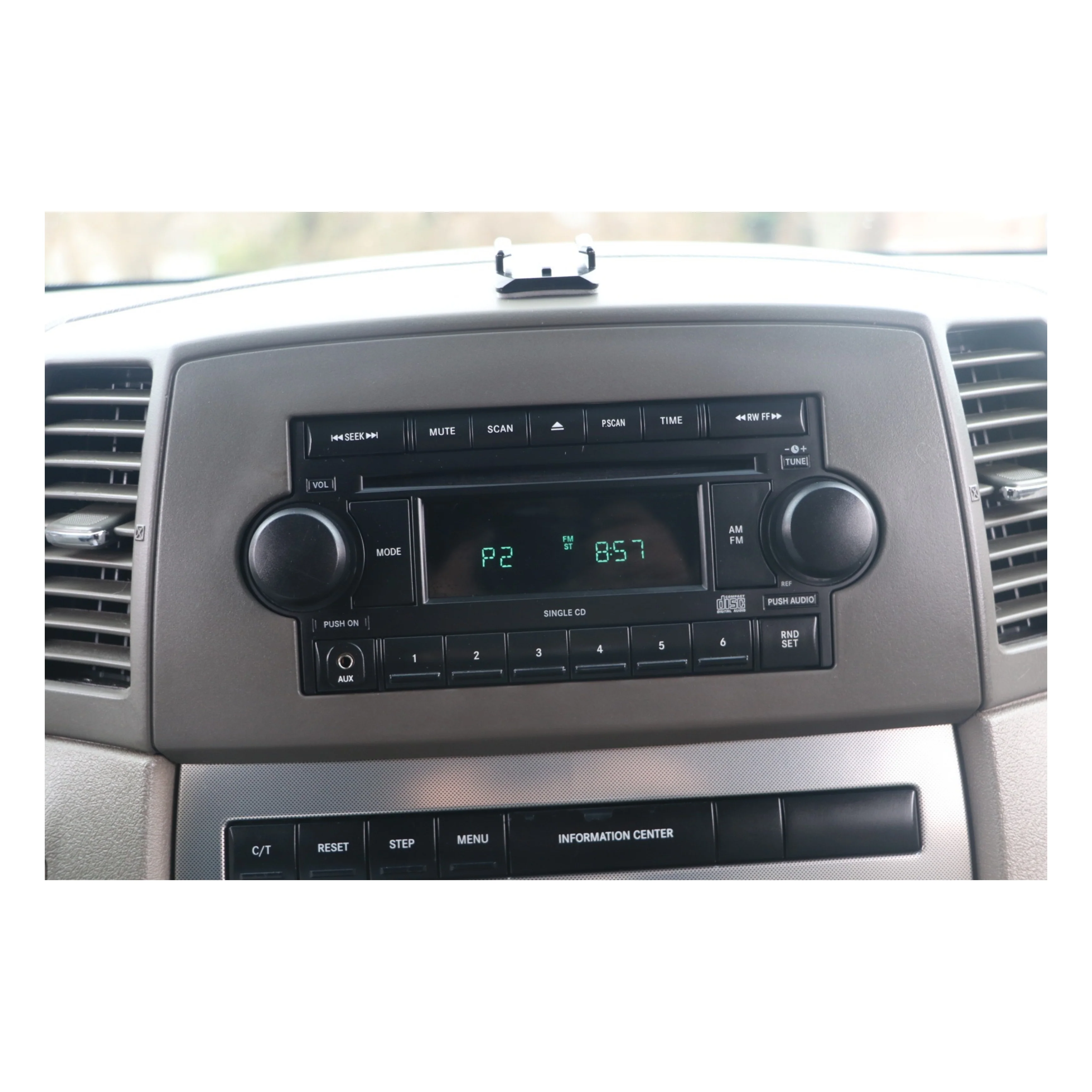 Autoradio per Jeep Grand Cherokee 10.1" 2K | 2004-2010 | Android | Bluetooth | CarPlay | Android Auto | 4/64GB Ram - Image 4