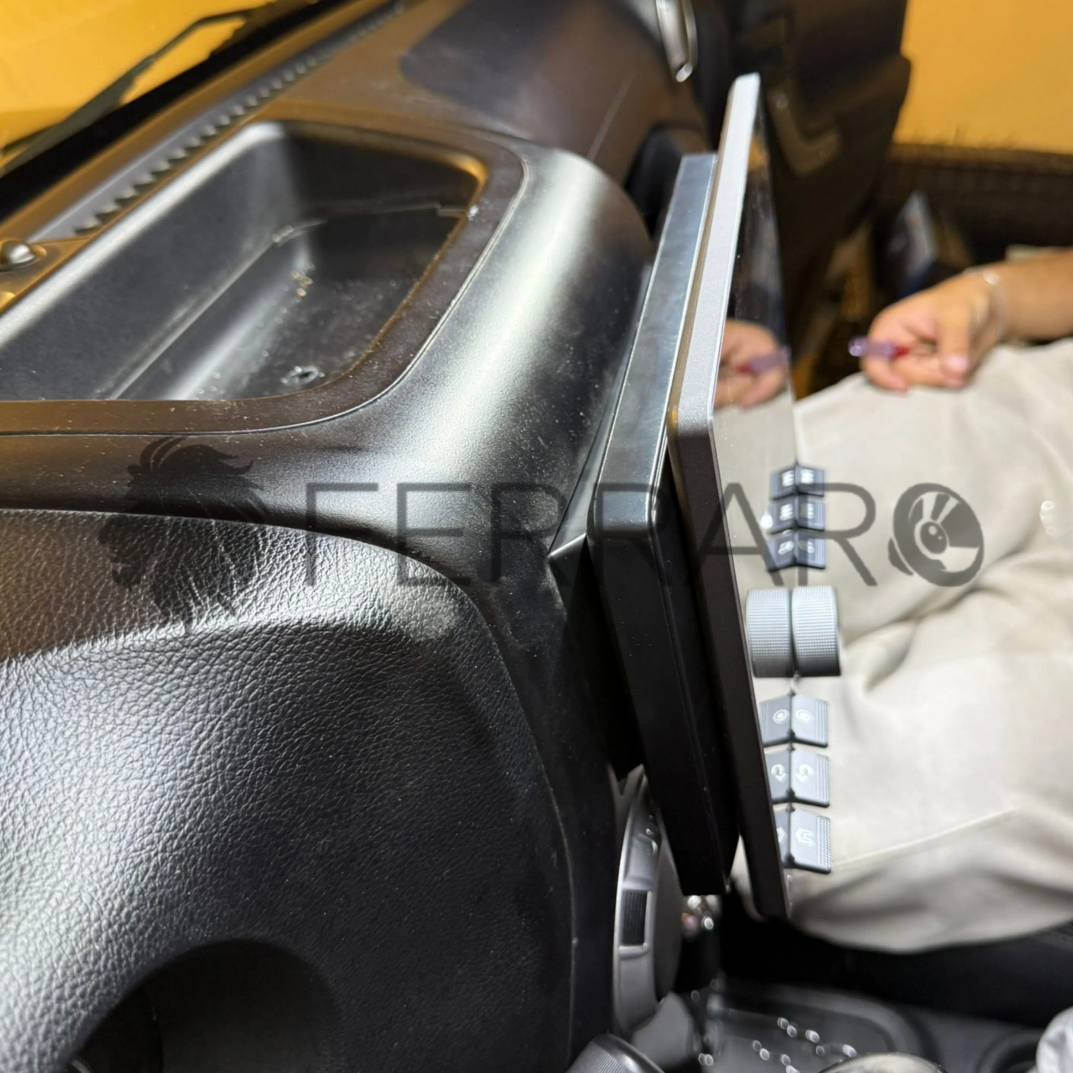 (PRENOTA) Autoradio per Jeep Wrangler 3 JK 11.8" 2K | 2010-2018 | Android | Bluetooth | CarPlay | Android Auto | 4/64GB Ram - Image 7