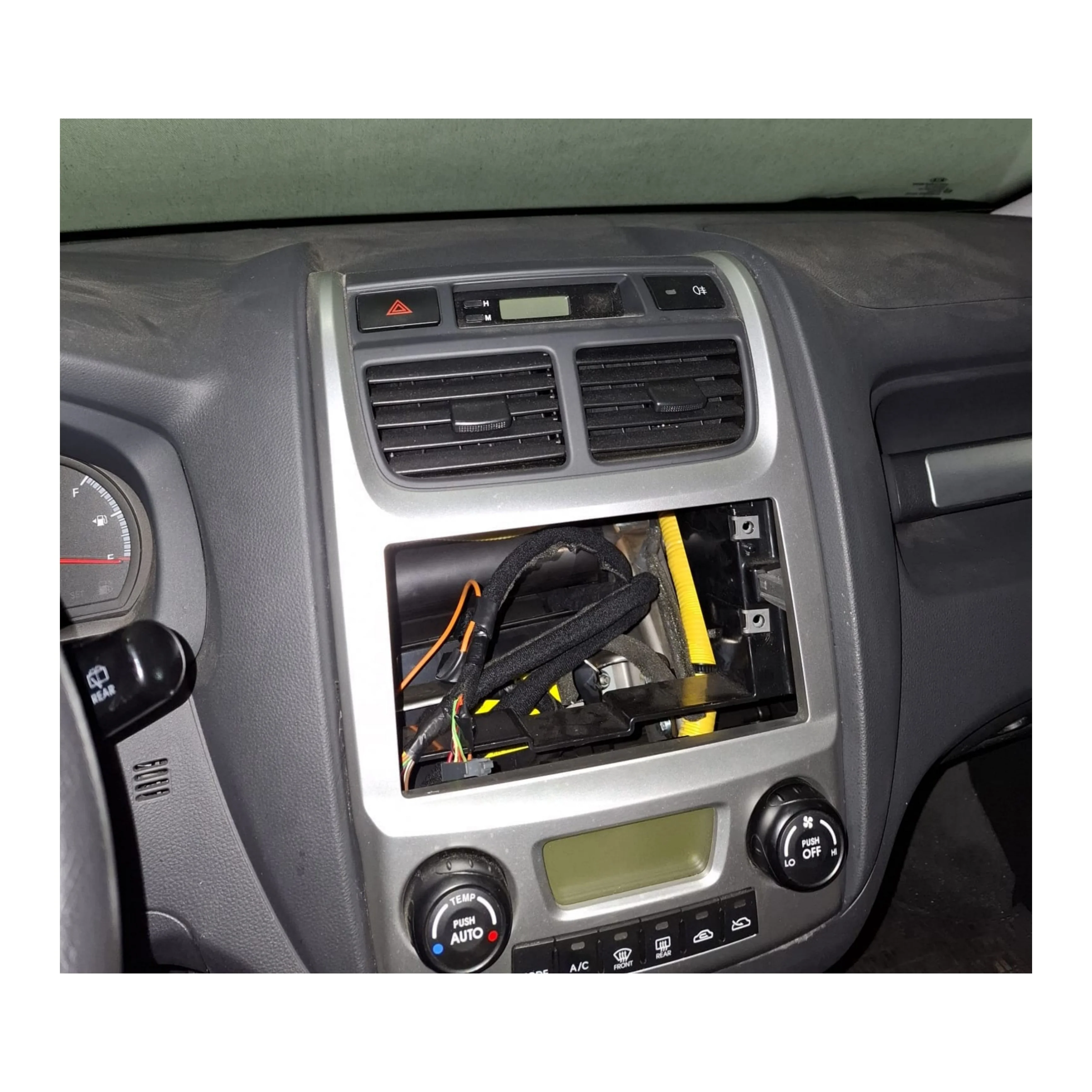 Autoradio per Kia Sportage 2 9" 2K | 2004-2010 | Android | Bluetooth | CarPlay | Android Auto | 12/256GB Ram - Image 3