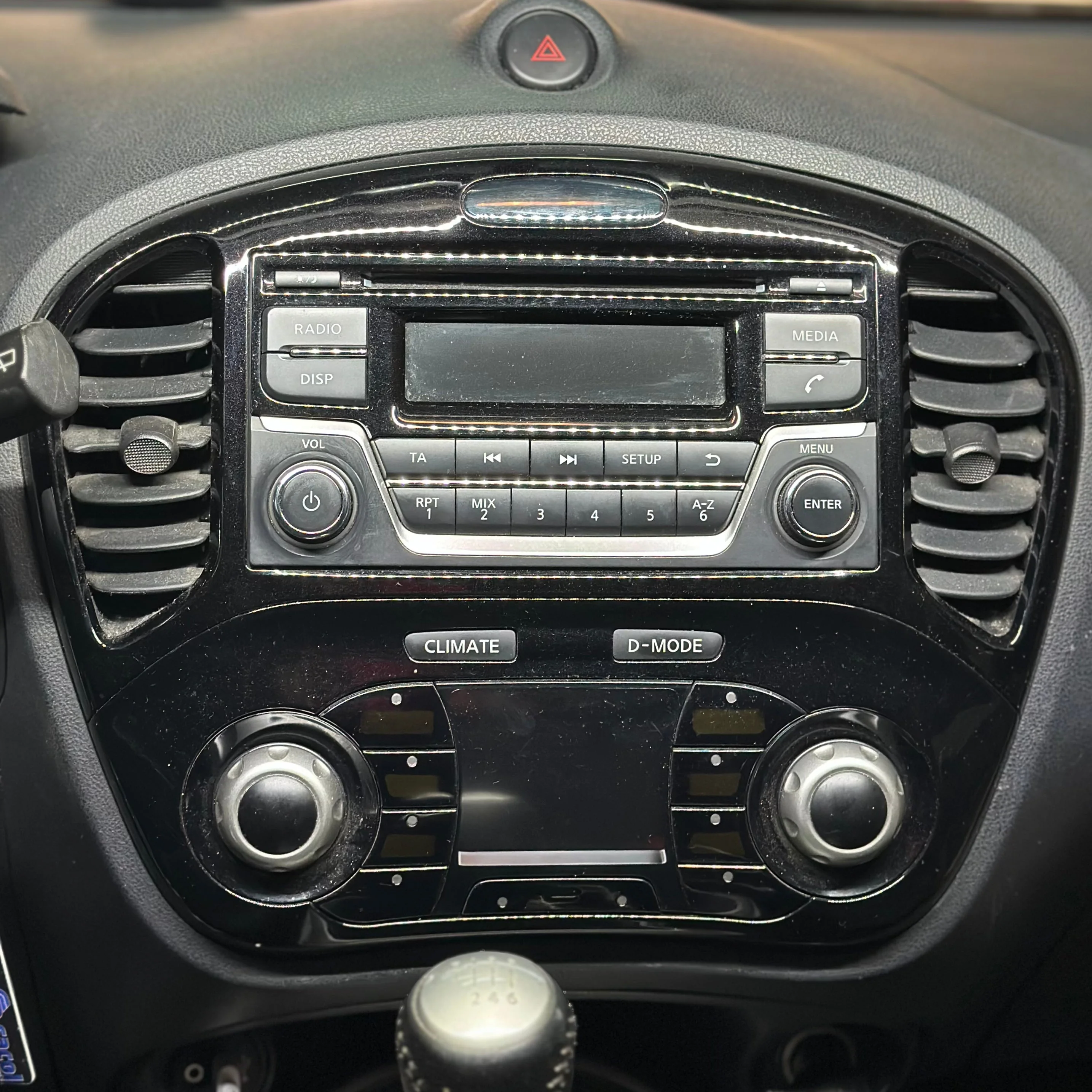 Autoradio per Nissan Juke 9.7" | 2010-2020 | Android | Bluetooth | CarPlay | Android Auto | Modello Tesla | 4GB/8GB Ram - Image 2