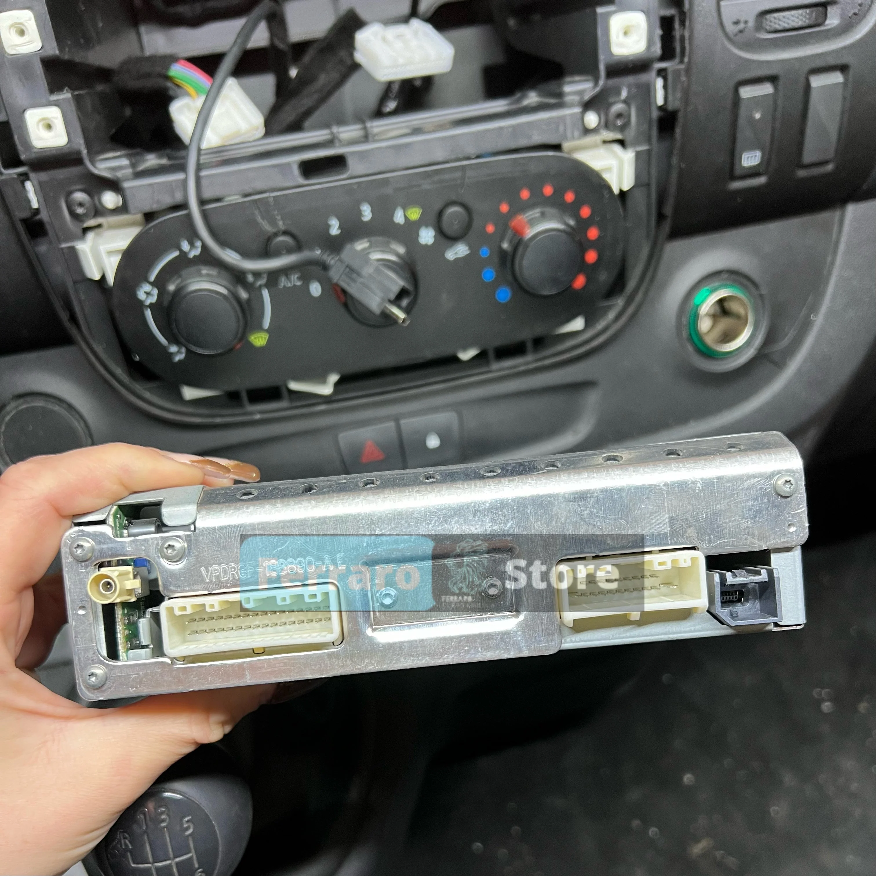Autoradio per Trafic 3 | NV300 | Talento | Vivaro | Express 11.8" 2K | Android | Bluetooth | CarPlay | Android Auto | 4/64GB Ram - Image 3
