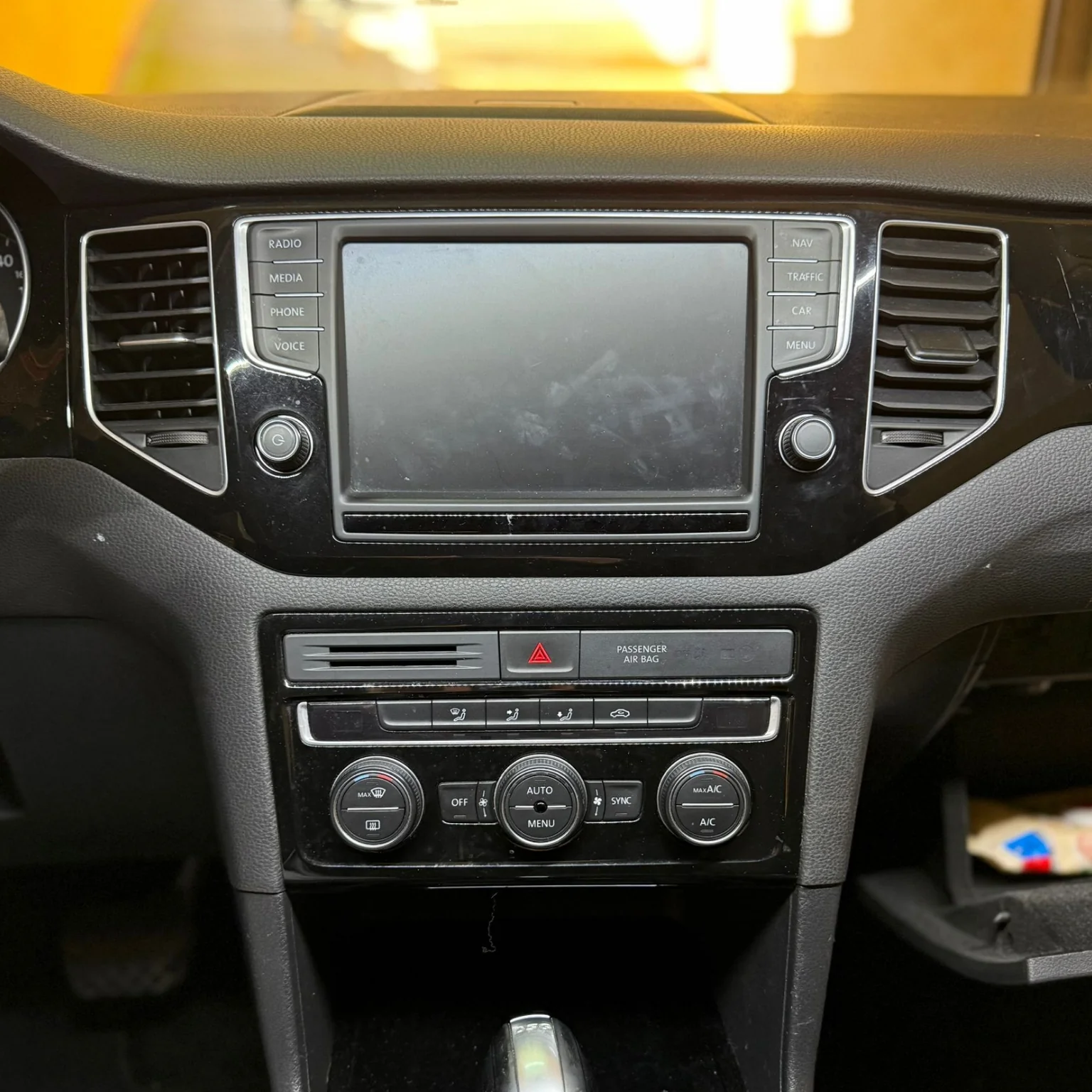 Autoradio per Volkswagen Golf Sportsva 10.1" (2014-2020) Android, Bluetooth, CarPlay, Android Auto, 2GB/4GB/8GB Ram - Image 4