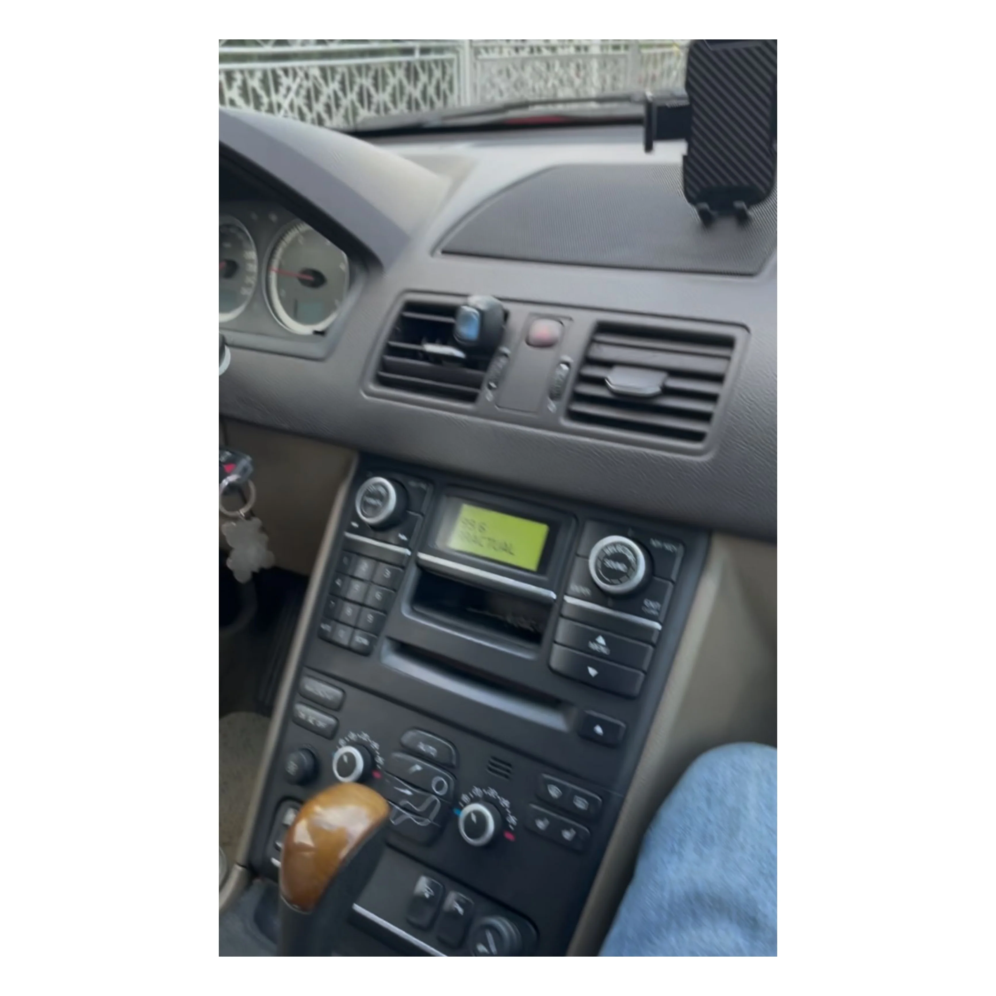 Autoradio per Volvo XC90 9" | 2002-2014 | Android | Bluetooth | CarPlay | Android Auto | 2GB/4GB/6GB/8GB Ram - Image 3