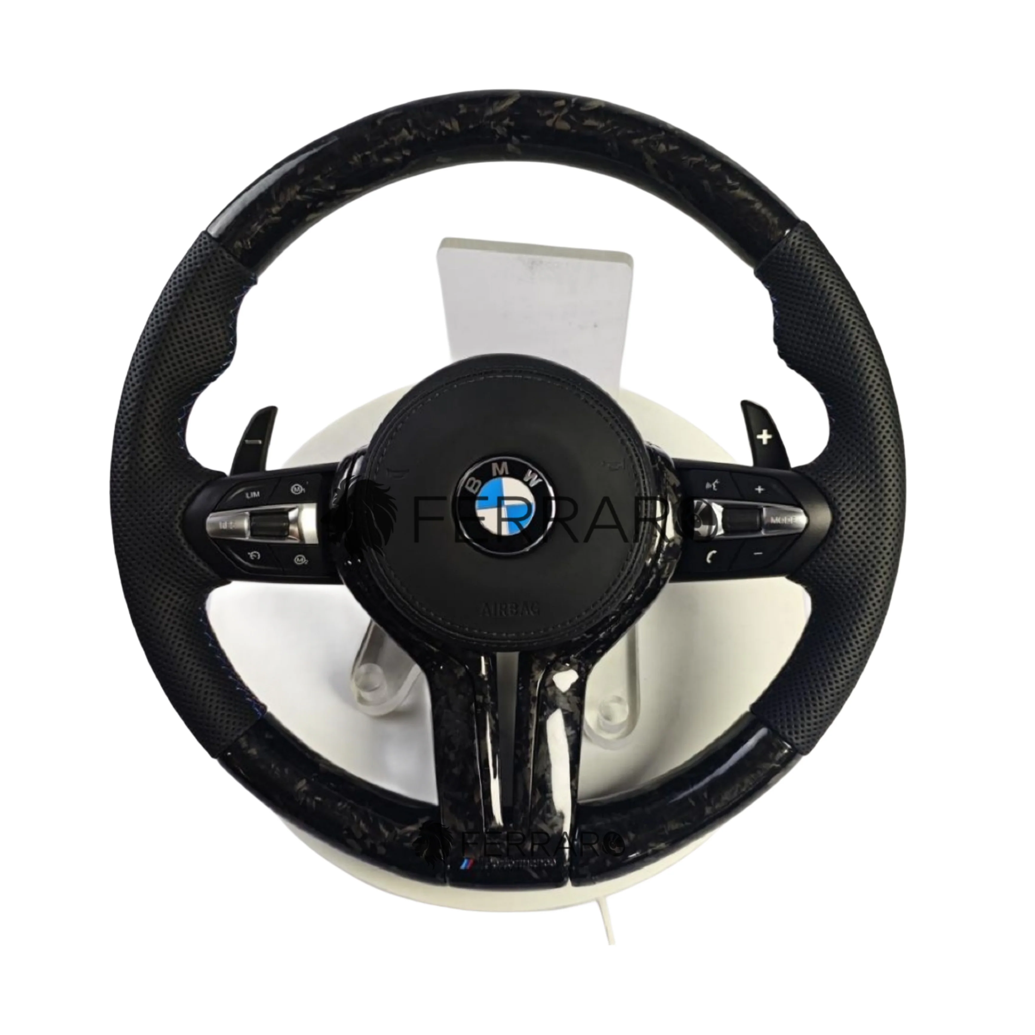(PRENOTA) Volante per BMW, Carbonio Forgiato, Pelle Nera, Punzonatura, Linea Tricolore