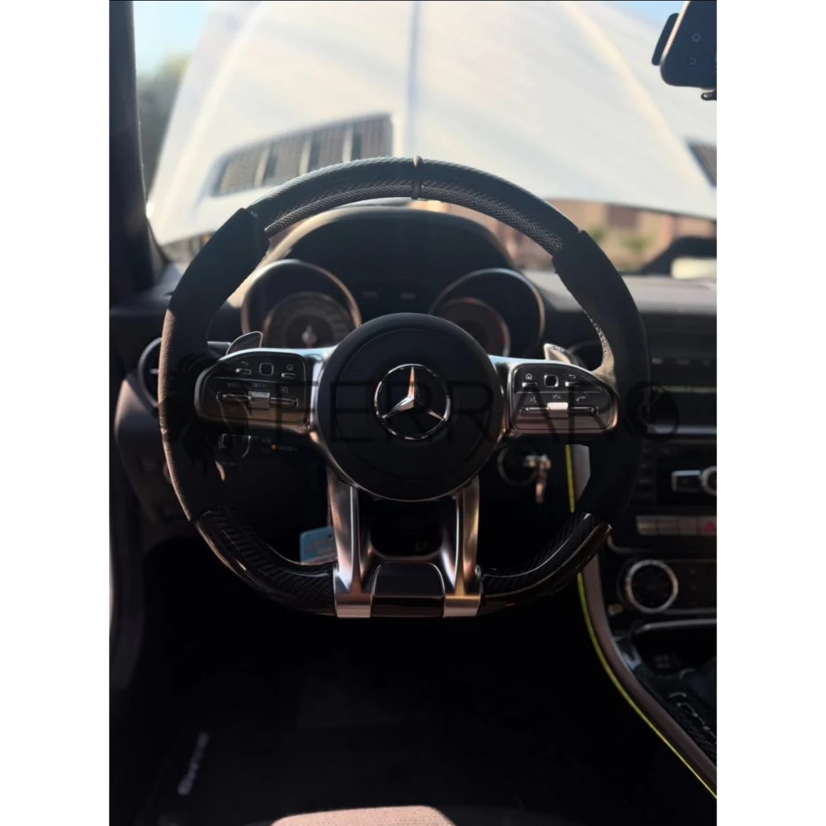(PRENOTA)Volante per Mercedes, Carbonio Diagonale, Etichetta Pelle Nera, Filo Nero, Galvanica, AMG - Image 2